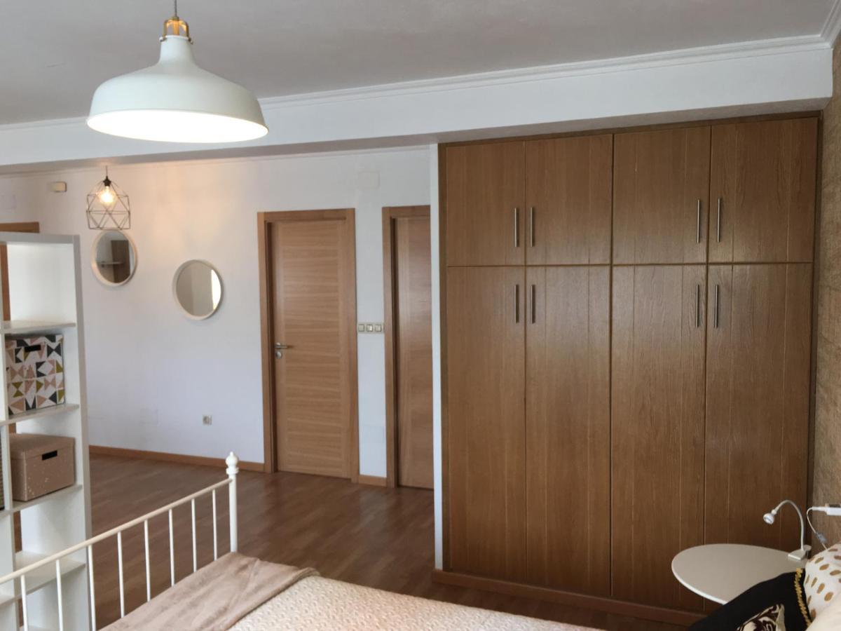 Encantador Apartamento En El Corazon De La Costa Da Morte Baio  エクステリア 写真